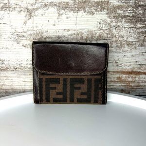 PREMIUM FENDI ZUCCA Bifold wallet. Very little wear, great condition!